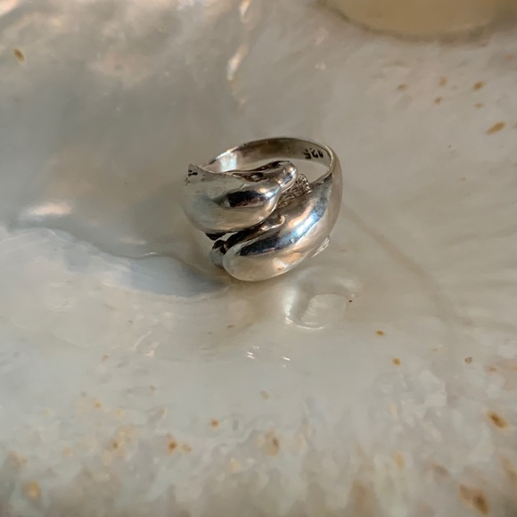 Vintage sterling silver double dolphin ring - Picture 5 of 9